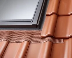 Raccord Sur Toiture EDW UK08 0700C2 Pour Tuiles - Pose Traditionnelle - Larg. 134cm X Haut. 140cm Gris Anthracite